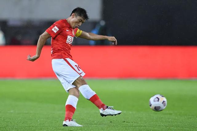 哈登12+6+16库里26分 快船险胜终结勇士3连胜