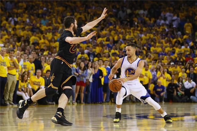 杨瀚森14+10+8青岛险胜广厦 胡金秋空砍32分